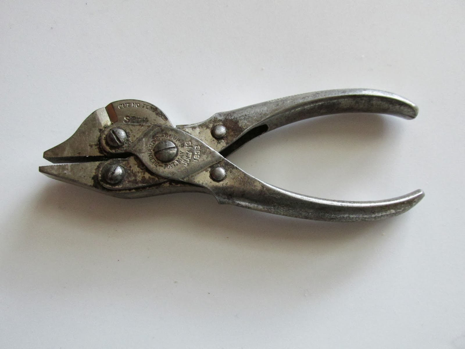 AMERICAN SCISSOR STORIES W. B. Barnard Barnard Son & Company