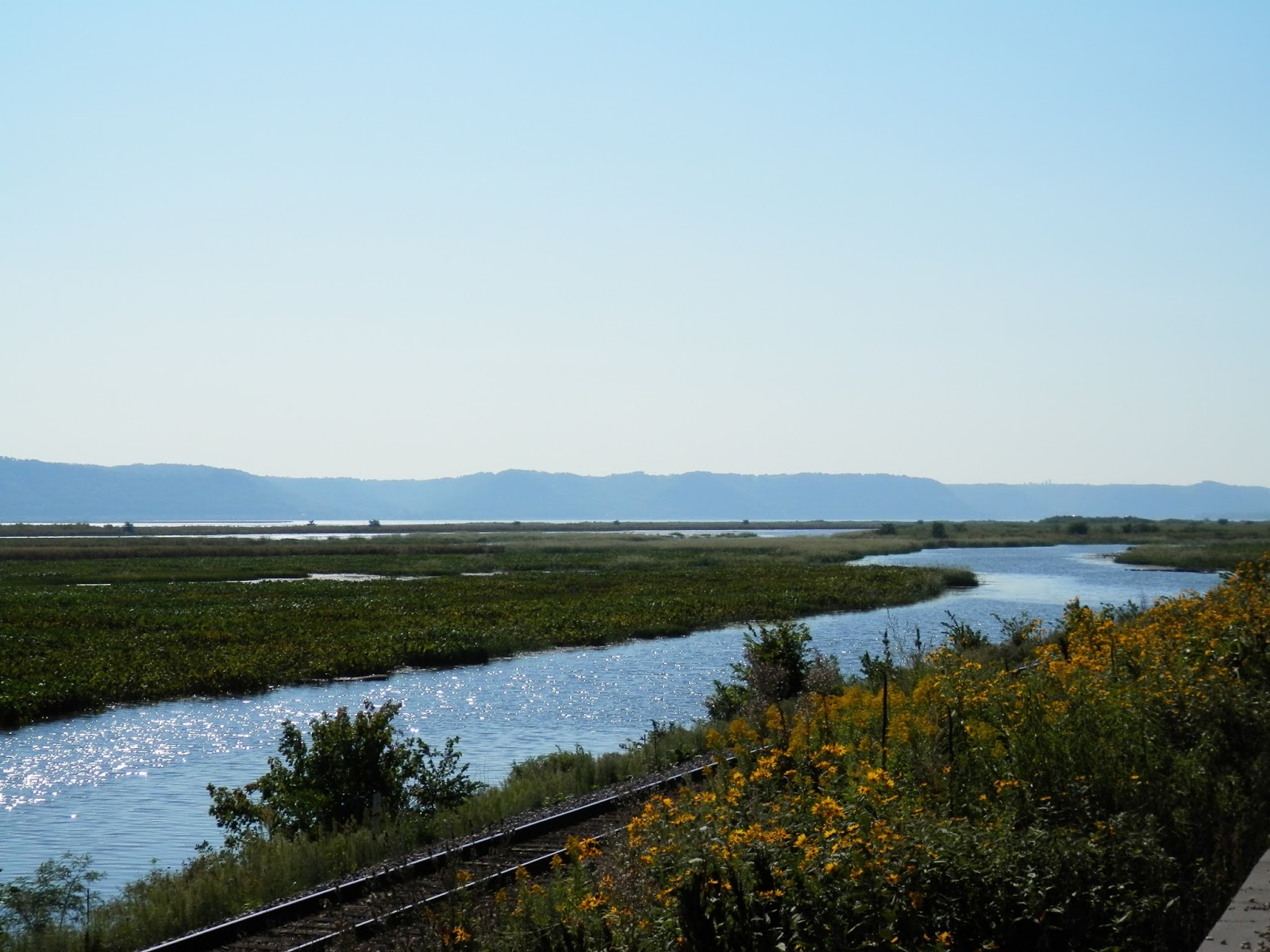 the easts head west The Great River Road