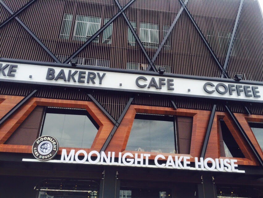 Moonlight Cake House Sri Petaling CHOCKY