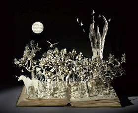 09-The-Last-Unicorn-Su-Blackwell-Book-Fairy-Tale-Sculptures-www-designstack-co