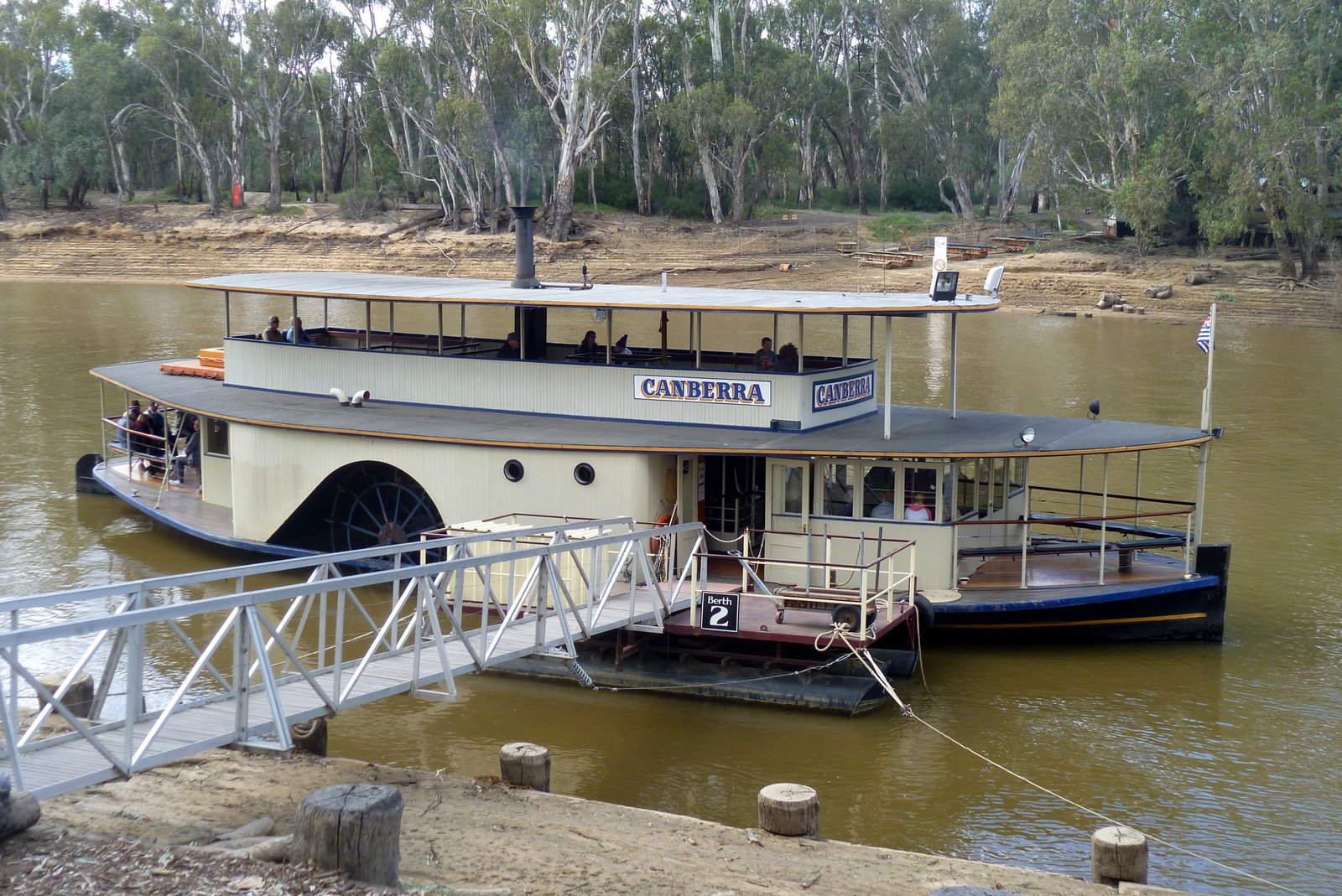 Where is Witchwae part 2 Echuca Paddlesteamers & Houseboats