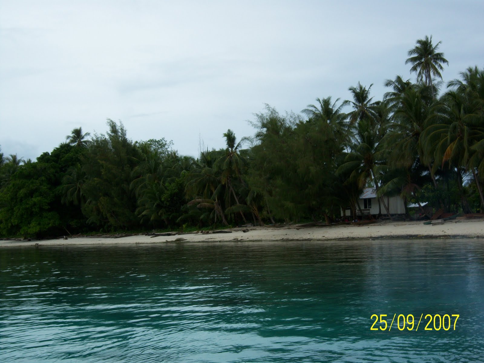 Kepulauan Ambai dan Pulau Miosindi ~ Bumi Nusantara