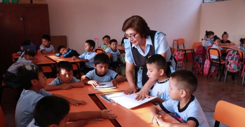 MINEDU: Este viernes 13 no habrá clases en todos los colegios e institutos de Lima y Callao - www.minedu.gob.pe MINEDU: Este viernes 13 no habrá clases en todos los colegios e institutos de Lima y Callao - www.minedu.gob.pe