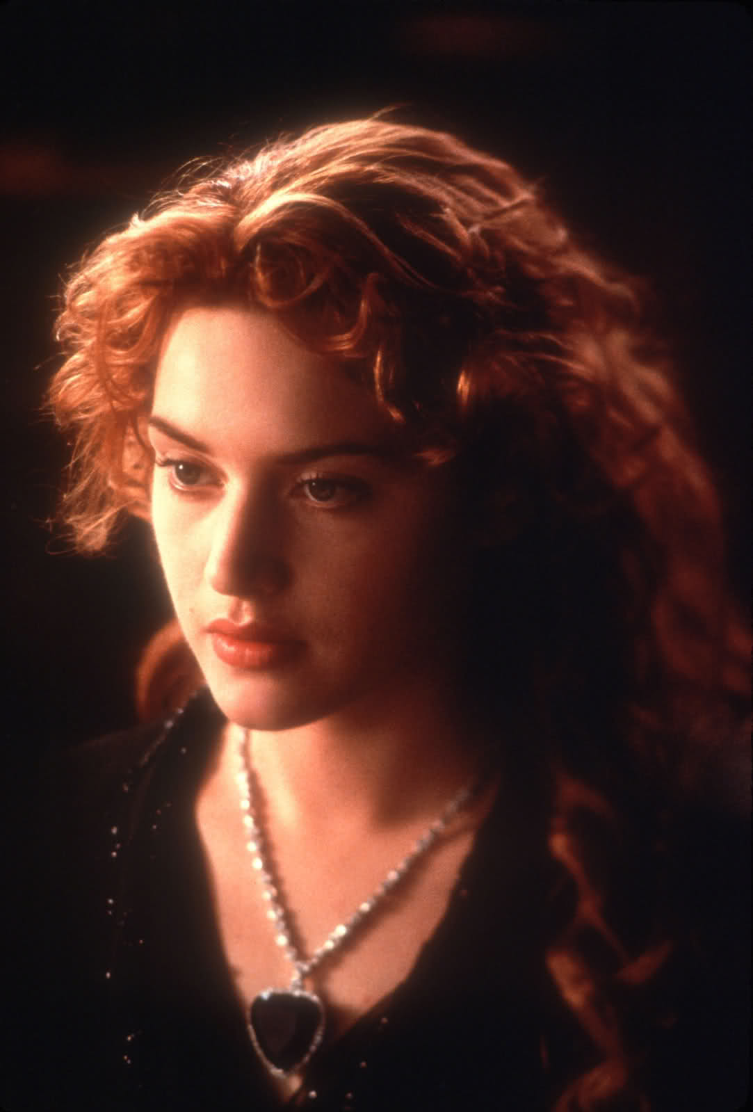 http://2.bp.blogspot.com/-JvloZo_8GsE/T86YLKq8wHI/AAAAAAAAAW4/ipk4K3DQ2gI/s1600/kate-winslet-titanic-red-hair-0fe3b.jpg