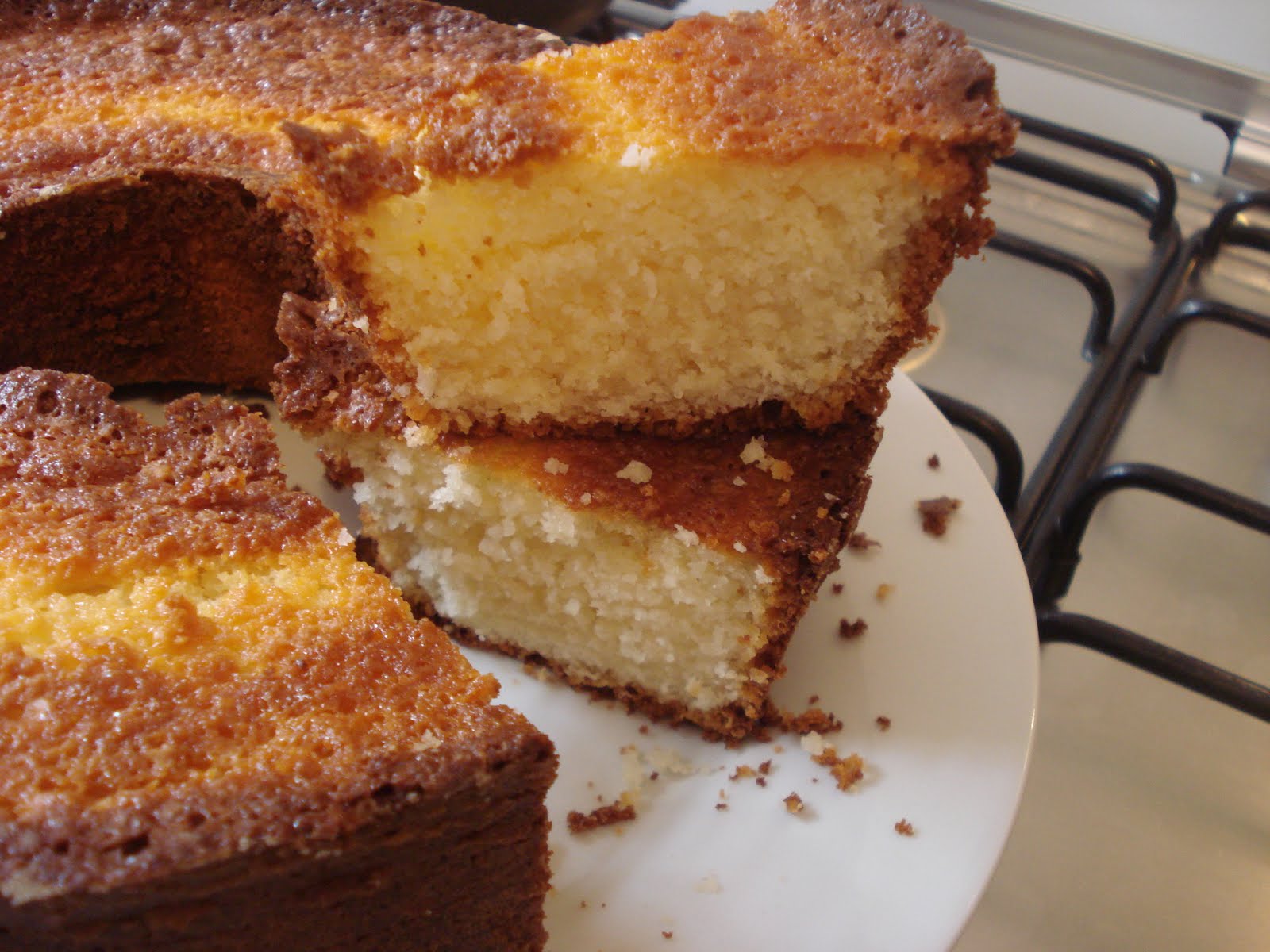 Mil e Uma Receitas Bolo de arroz(delicioso) Mil e Uma Receitas Bolo de arroz(delicioso)