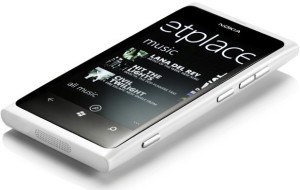 Nokia Lumia 800, Harga Terbaru 2 jutaan Spesifikasi Canggih