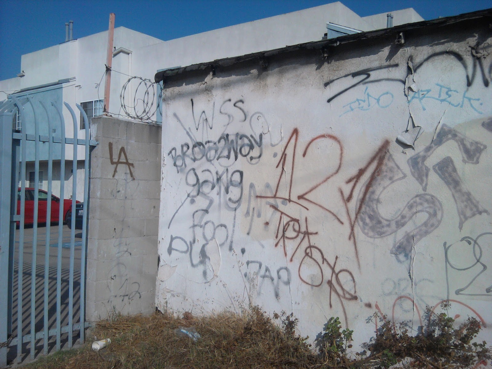 crip gangs graffiti Broadway gangster crip