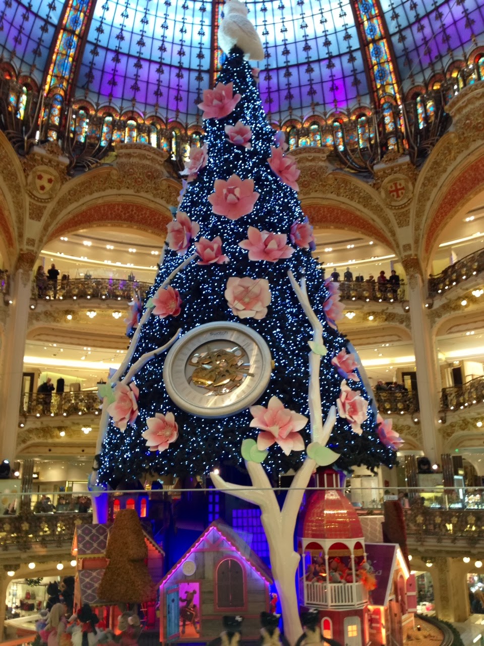 Christmas Shopping in Paris | angloyankophile