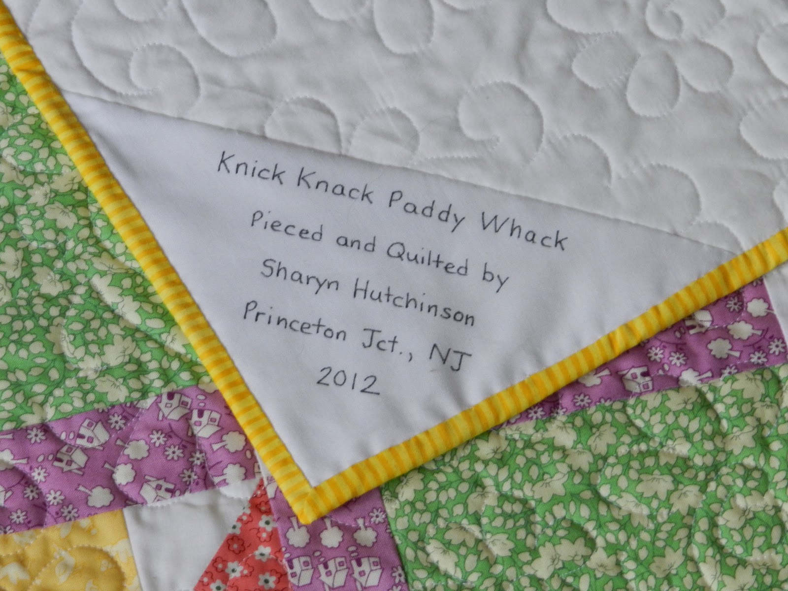 Quilty Pleasures Show And Tell Tuesday Knick Knack Paddy Whack And Rabbit Hill Farm