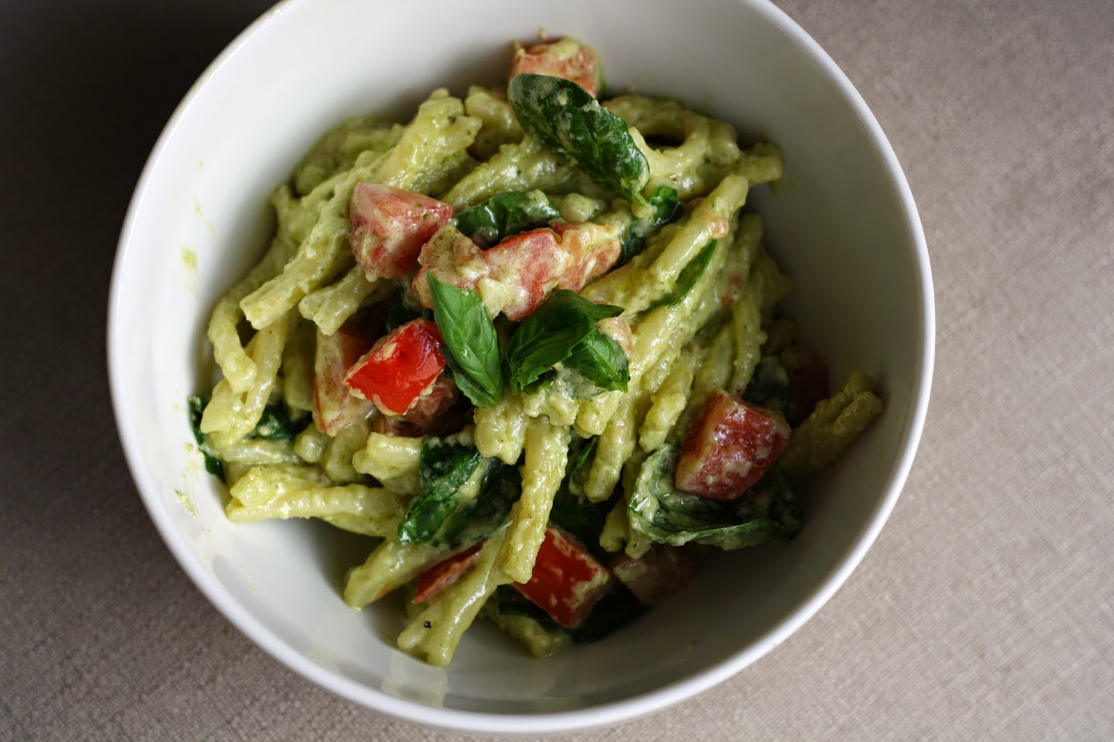 what's for dinner?: pasta with pesto cream sauce... 20 minutes