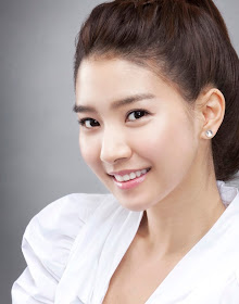 8) Kim So Eun