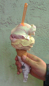 Pidapipó - mascarpone and raspberry gelato paired with hazelnut