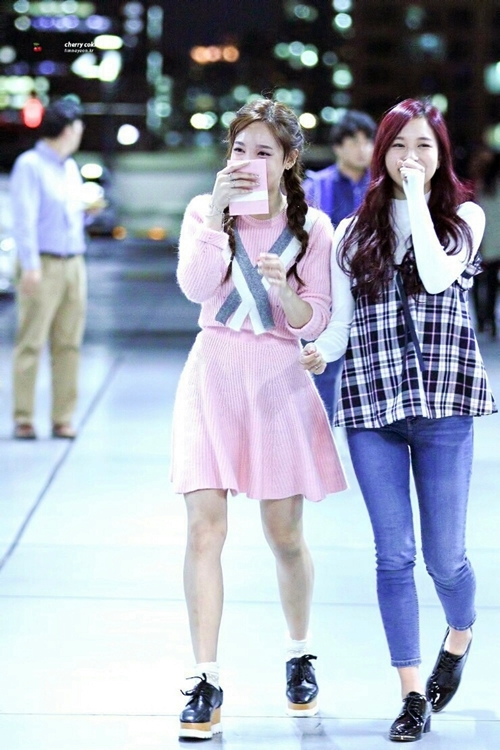 Twice Nayeon Airport Fashion - Official Korean Fashion