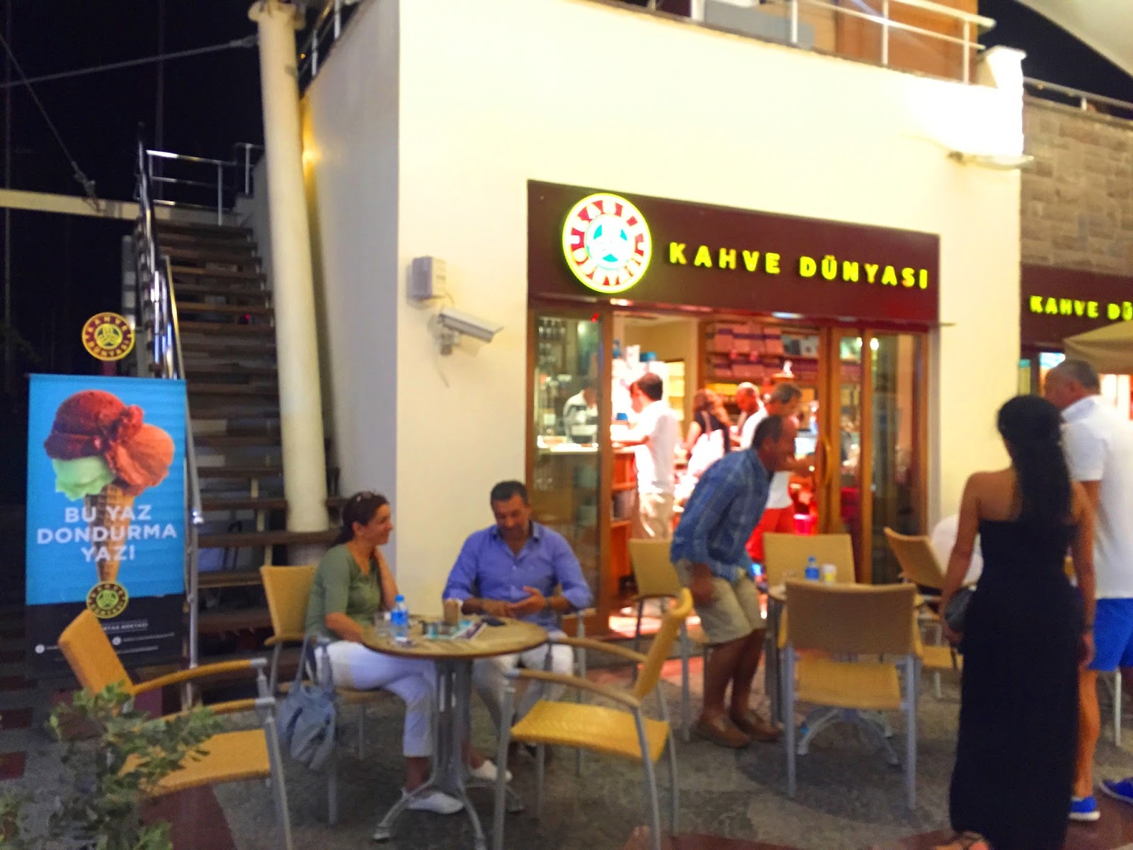 Bodrum Marina Manzarasına Karşı Kahve Keyfi 2tek1çift Neredeyiz?