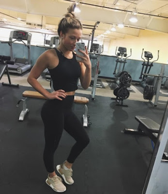 Cristina Capron in the gym