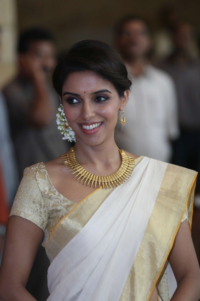 Posted In Asin Bollywood Hot Actress Photos Tamil Actress Telugu Hot Actress