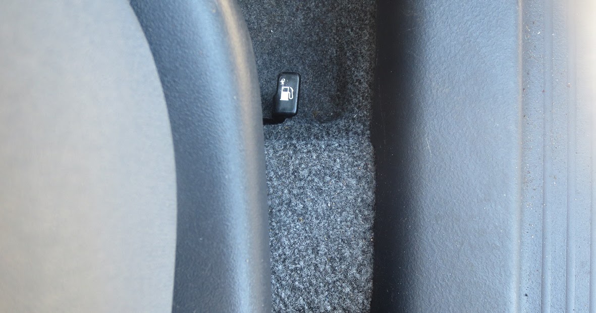 Release Open a Toyota Yaris Petrol Cap kamiCARze