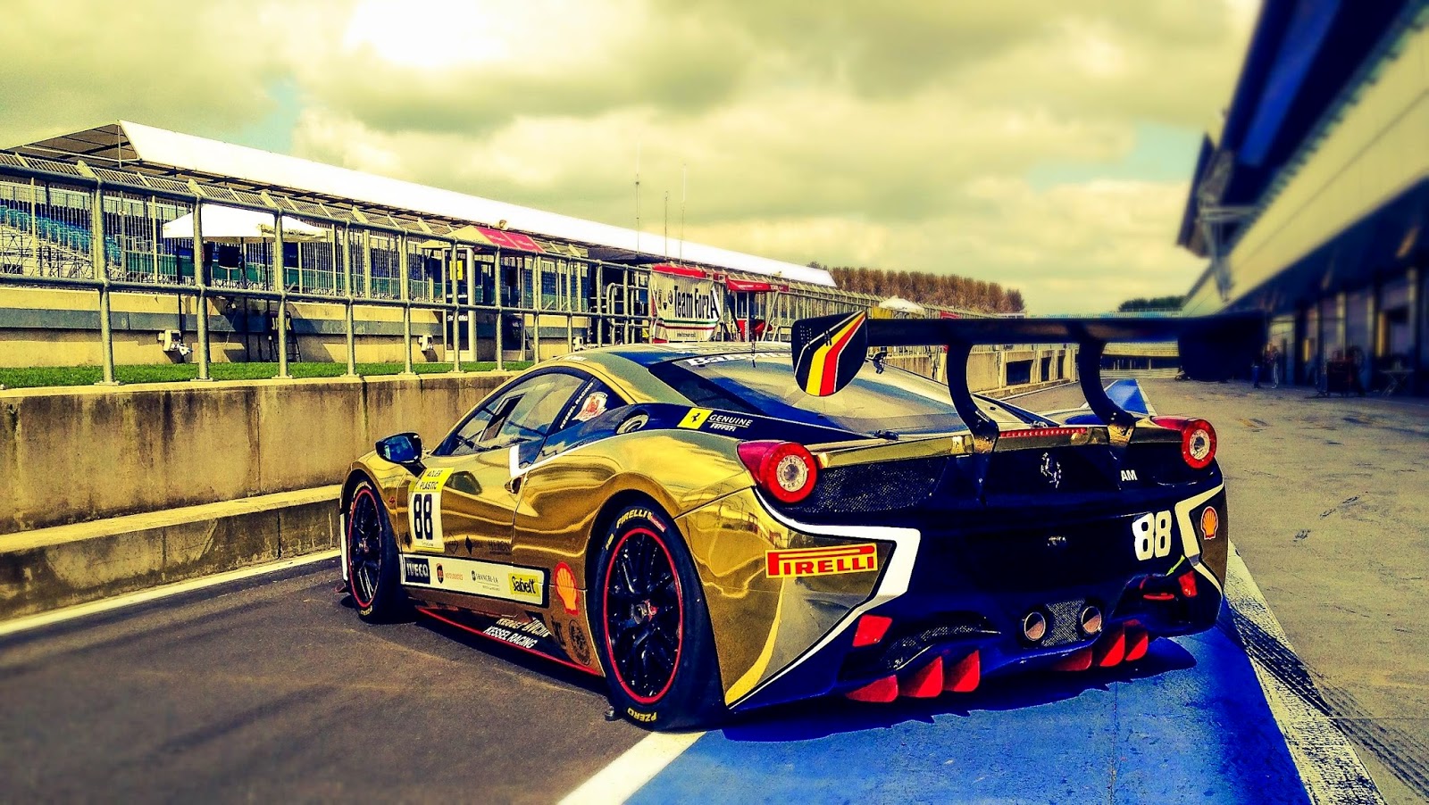 Koda Factory: Kessel Racing Ferrari 458 Challenge | Design by Koda Factory