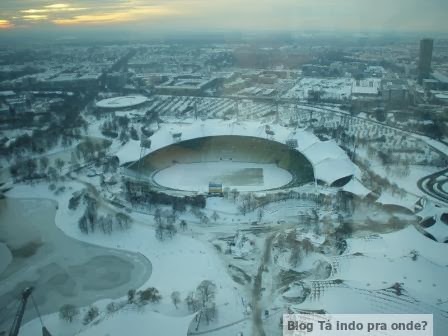 Estádio Olímpico de Munique visto da torre