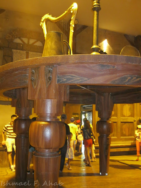 Giant table at Dreamworld Bangkok