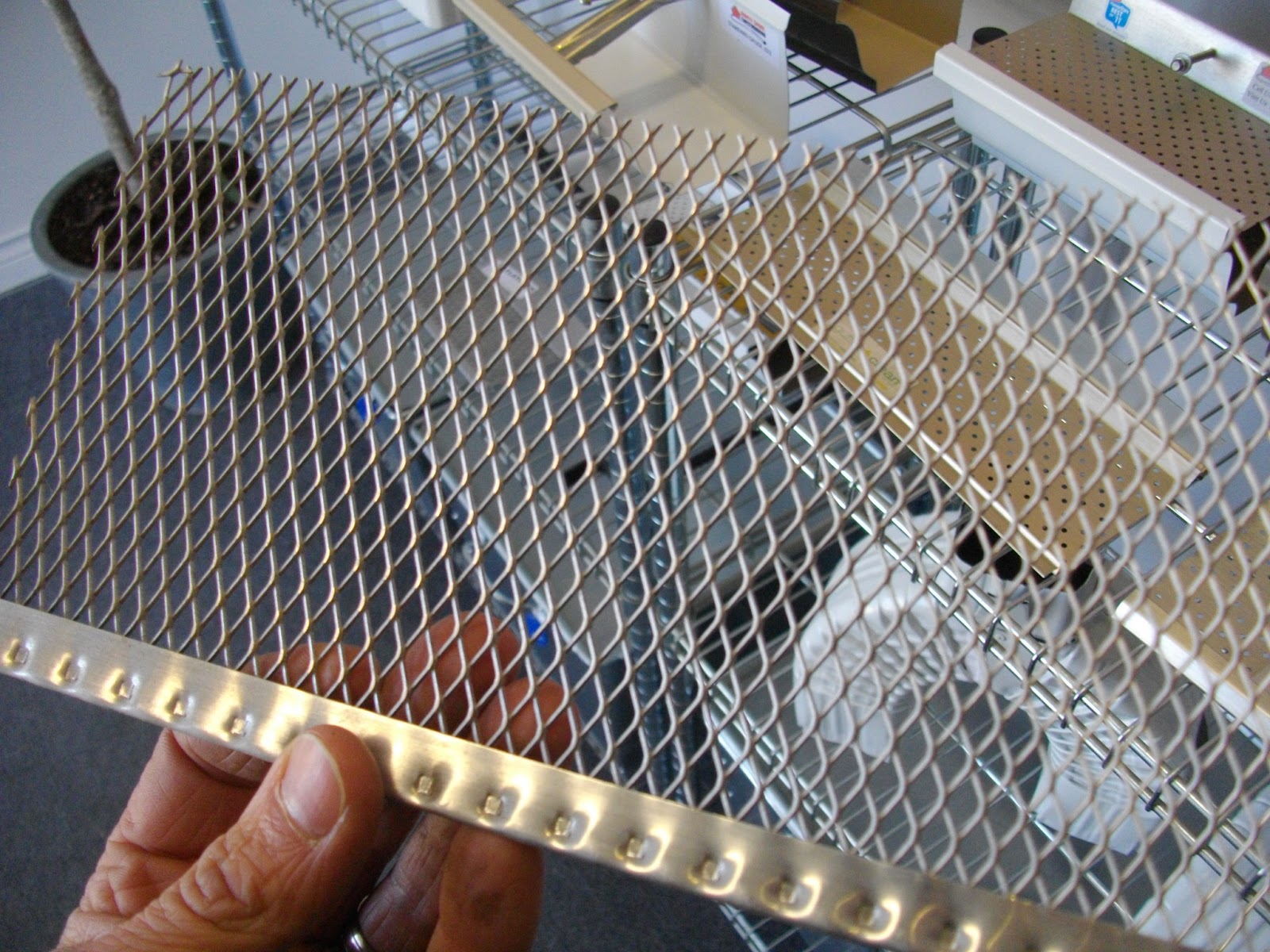 Toronto Eavestroughing Clean Outs For Pine Needles