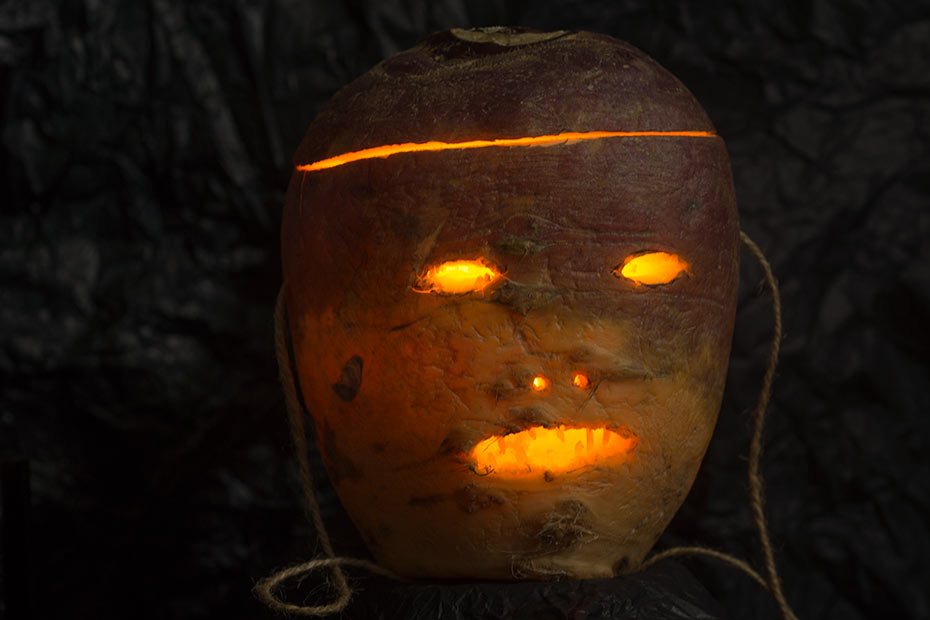 Jungle Red Writers Memories of Scottish Halloween (rutabaga lanterns