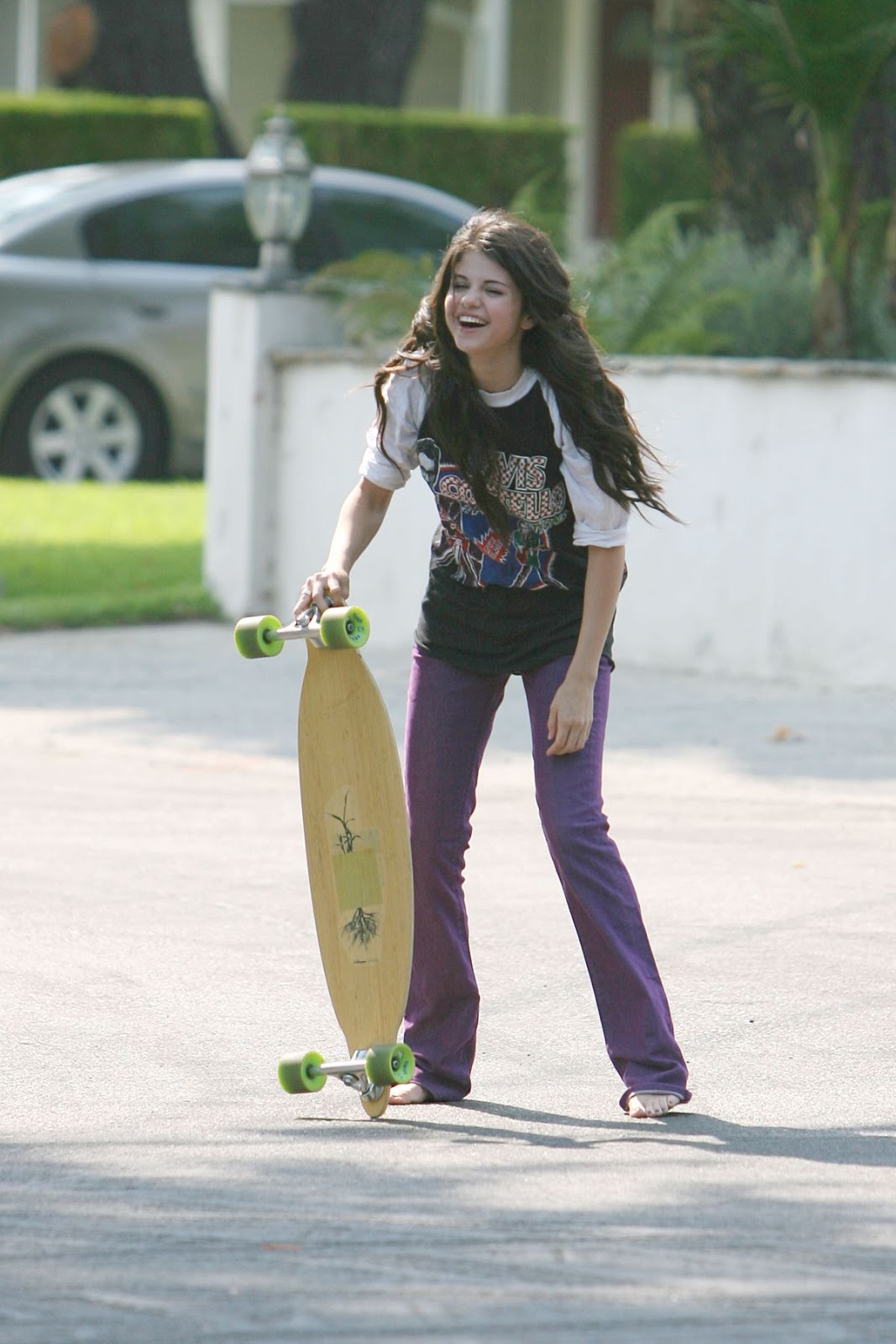 Barefoot Celebrities: April 2012