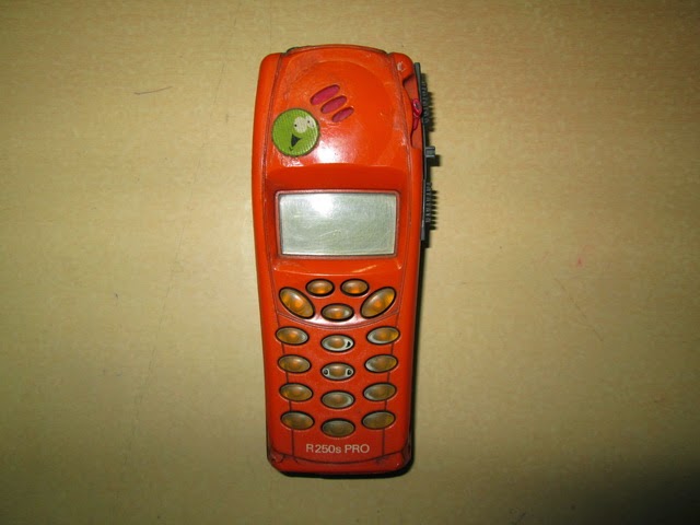 Ericsson paus R250 rusak buat kanibalan Ericsson paus R250 rusak buat kanibalan