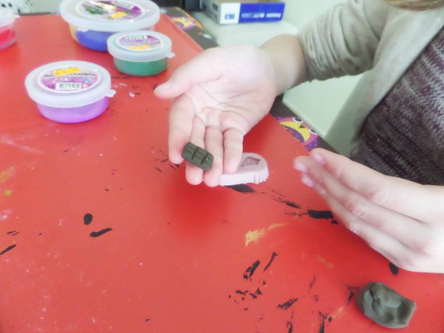 manualidades con niños con pasta de modelar