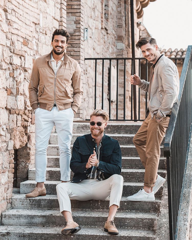 How to casual dress up to look more sharper