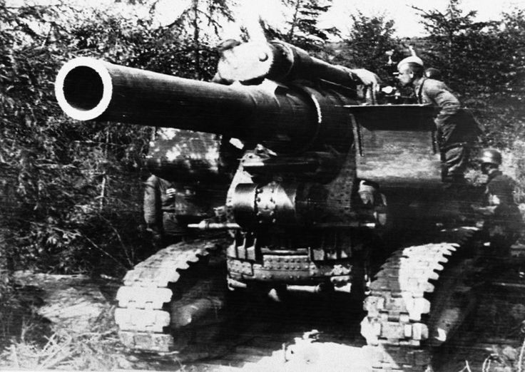Soviet 203 mm Howitzer worldwartwo.filminspector.com