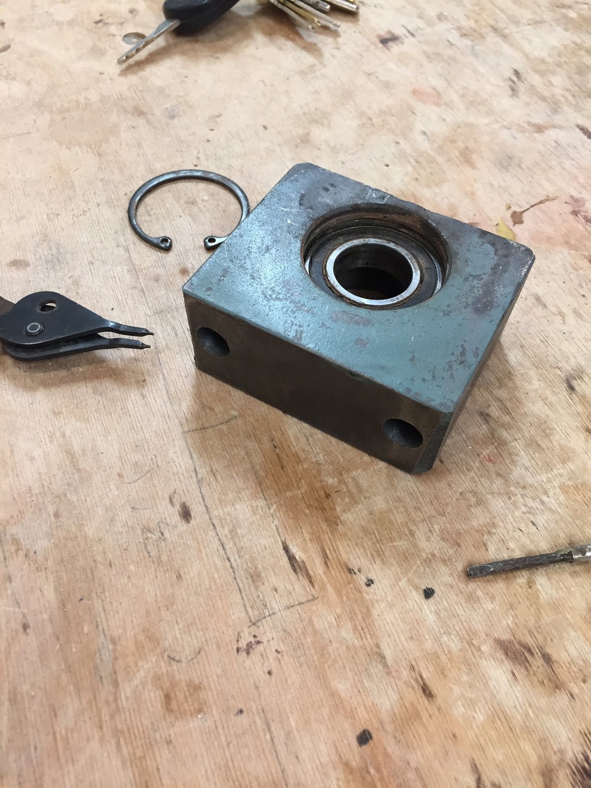 Let's Talk Wood Replacing bearings on a Delta DJ20 Jointer