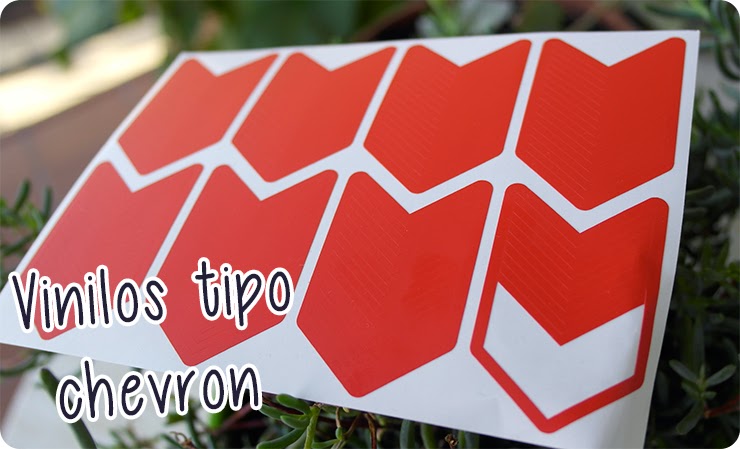 whats up nails chevron