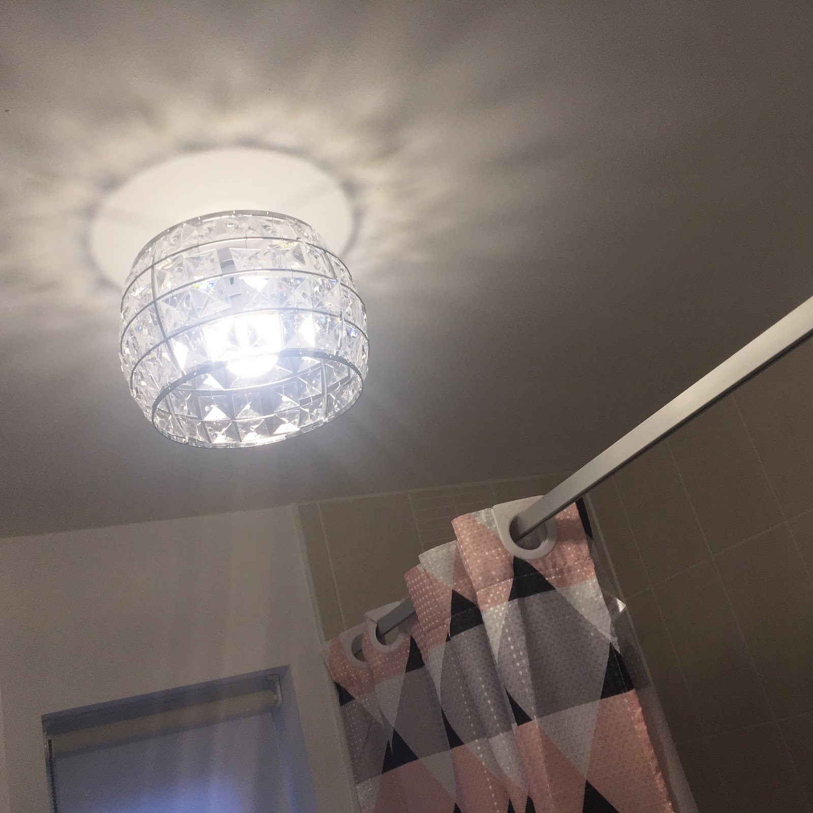 bathroom-lighting