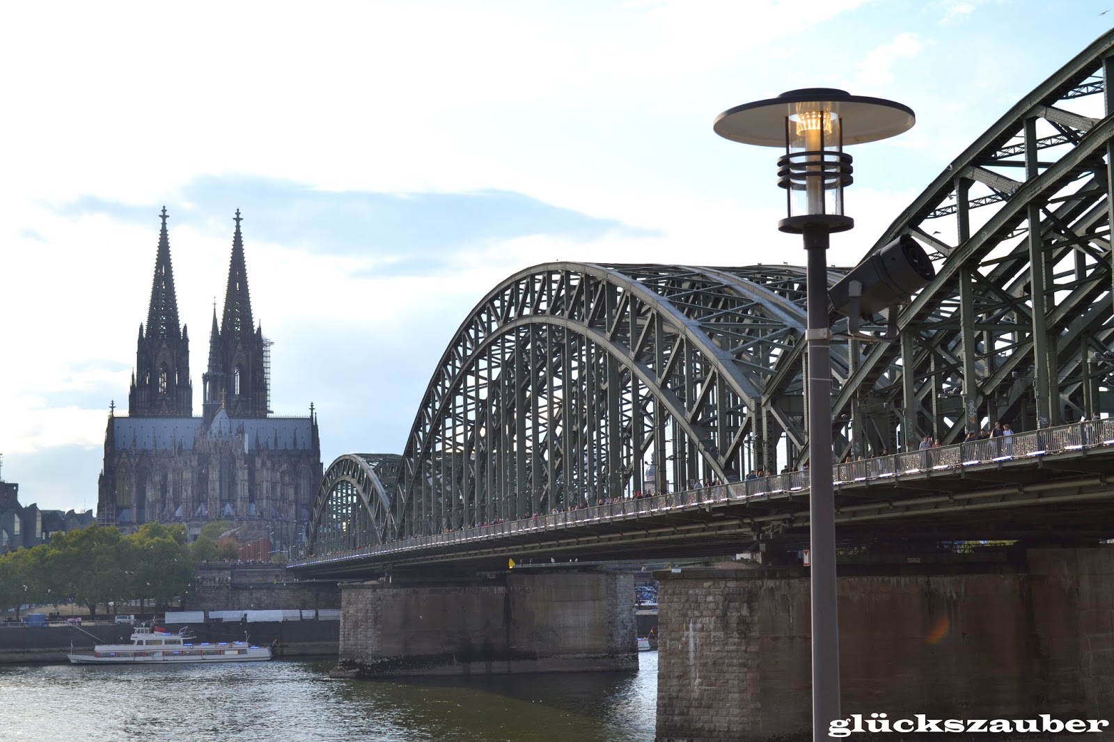 Orientalische Nacht Am Rhein Koeln Kultur Kolumne