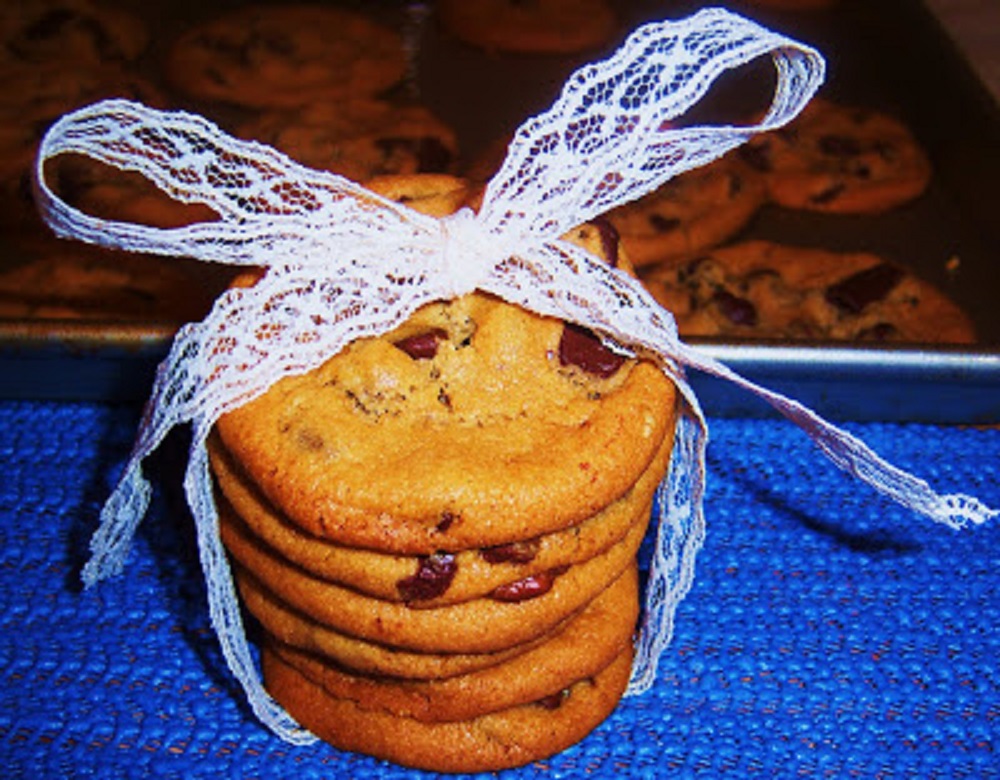 Chocolate Chip Cookies (Bakery Style Recipe) What's Cookin' Italian