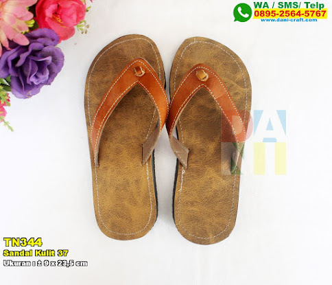 Sandal Kulit 37
