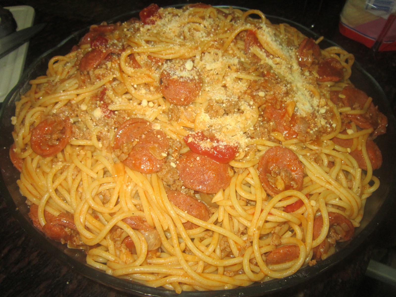 SPAGHETTI with HUNGARIAN SAUSAGES (Hungarian Spaghetti)
