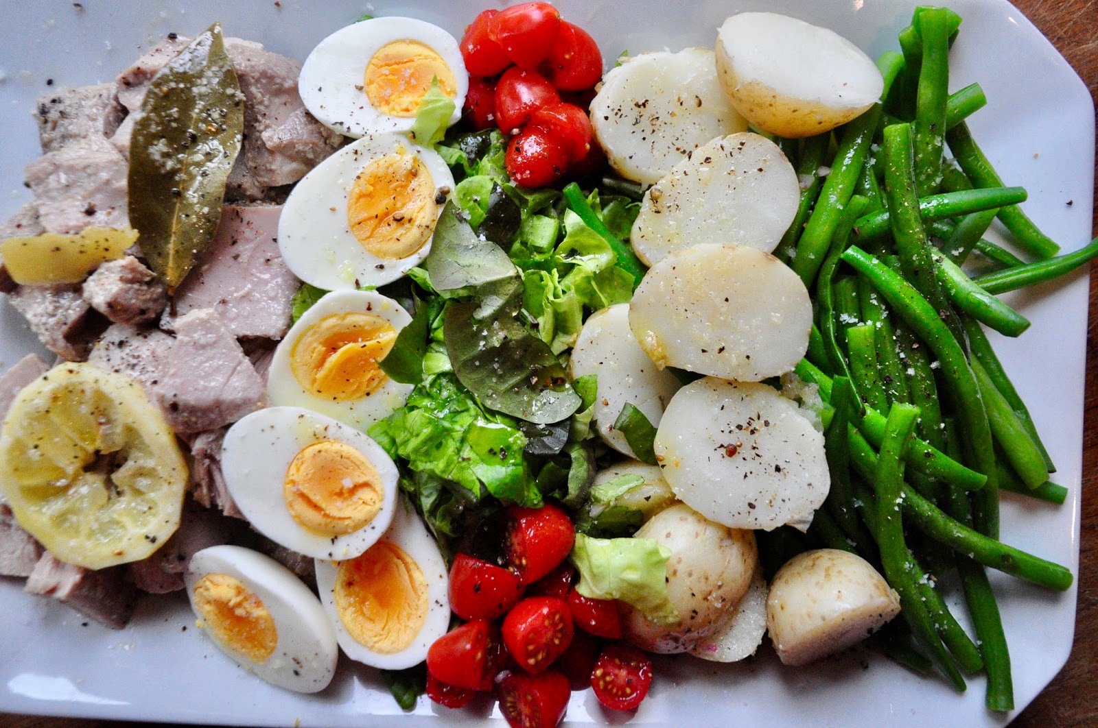 Bite Me Nicoise with Olive OilPoached Tuna