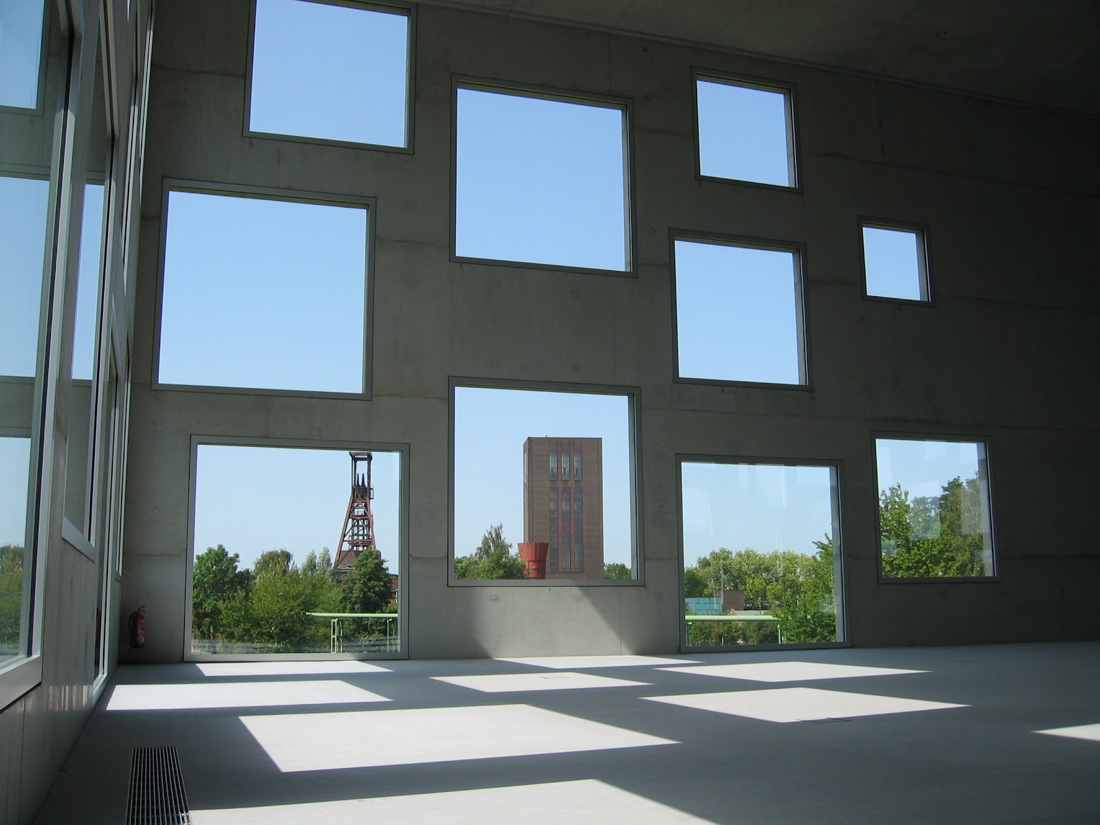 entrevoir-zollverein-cole-de-design-sanaa