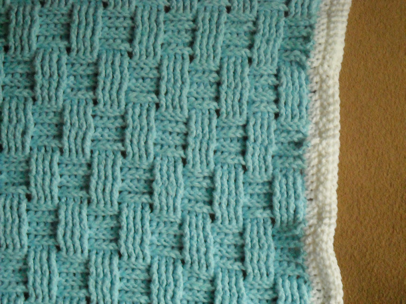 TwoLuLa: Basket Weave Baby Blankets