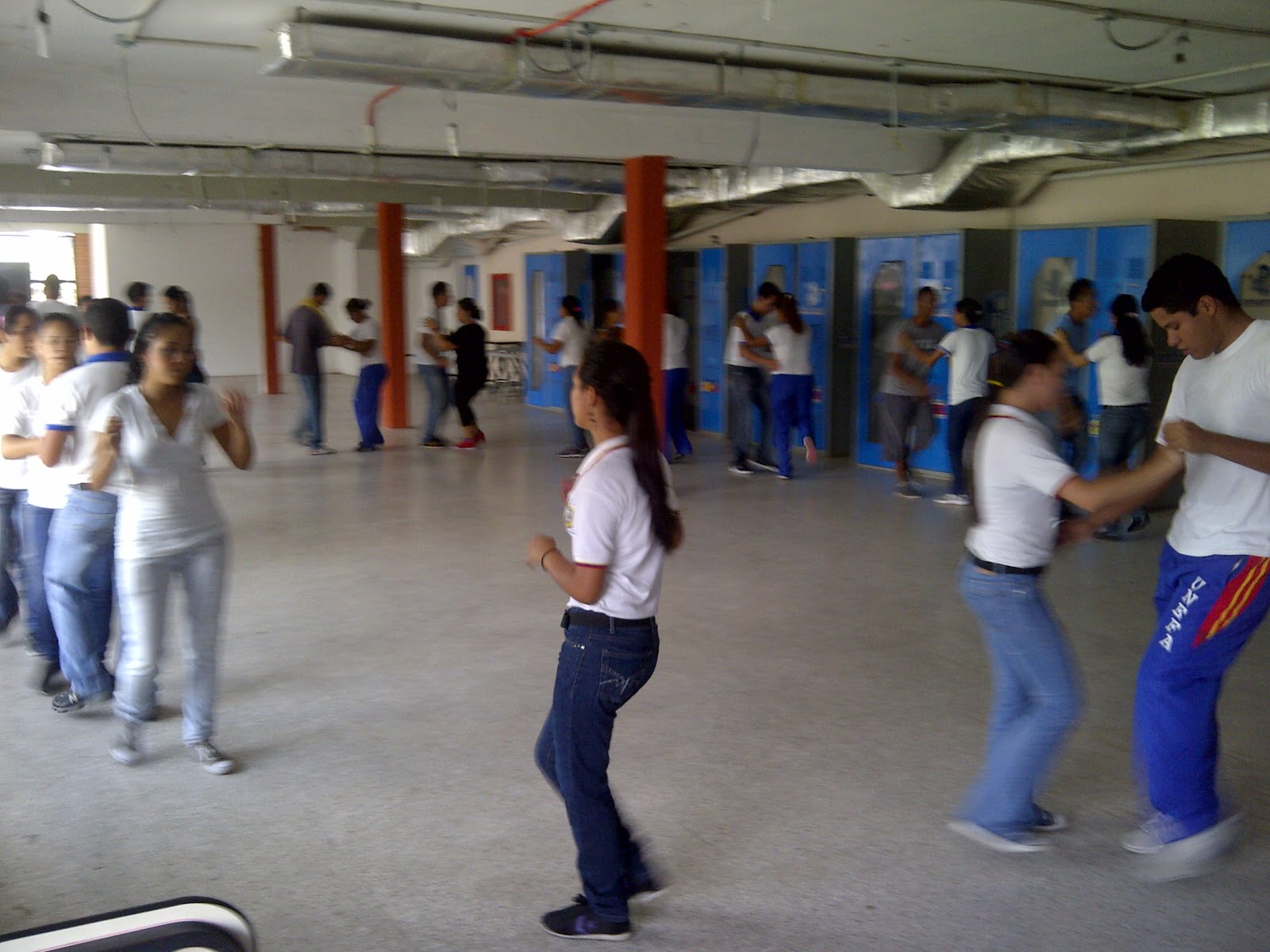 Academia de Salsa "Son Latino"