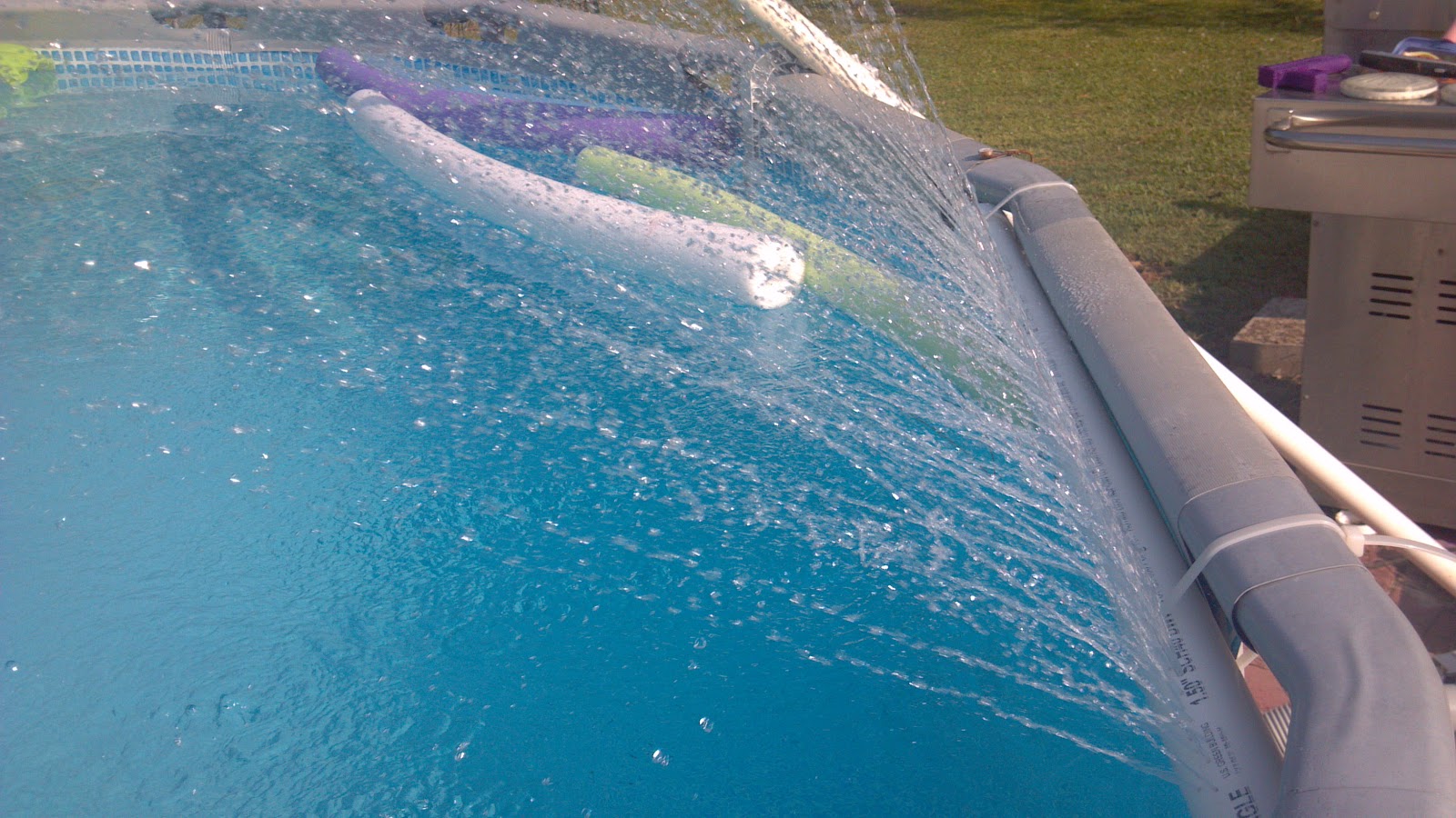 How to cool your pool in those hot summer months! DIY Pool Fountain
