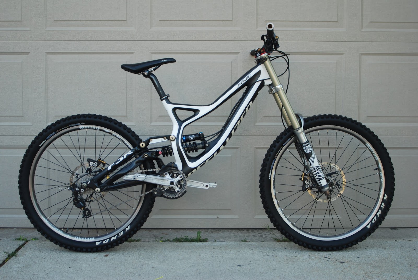 specialized demo 2013