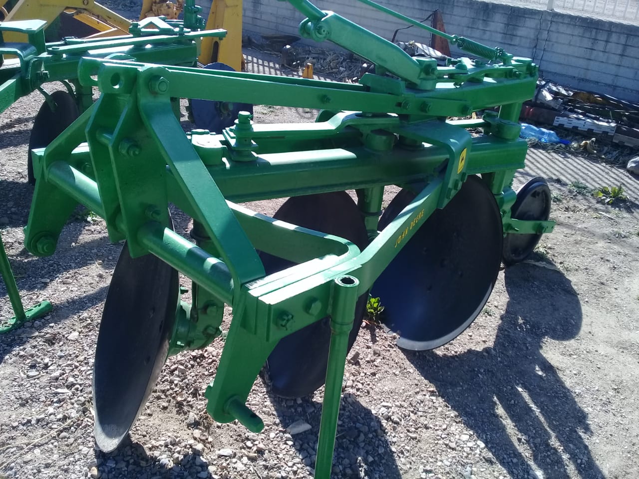 MAQUINARIA AGRICOLA INDUSTRIAL Arado Manual 3 Discos John Deere