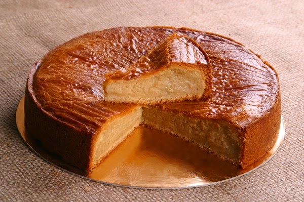 Blog 75: Recette Pays Basque-Gâteau basque au rhum