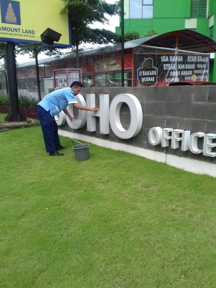 Menyediakan Jasa Pindahan Pabrik Perkantoran Security Karyawan Pabrik Kebersihan Karawang 2016