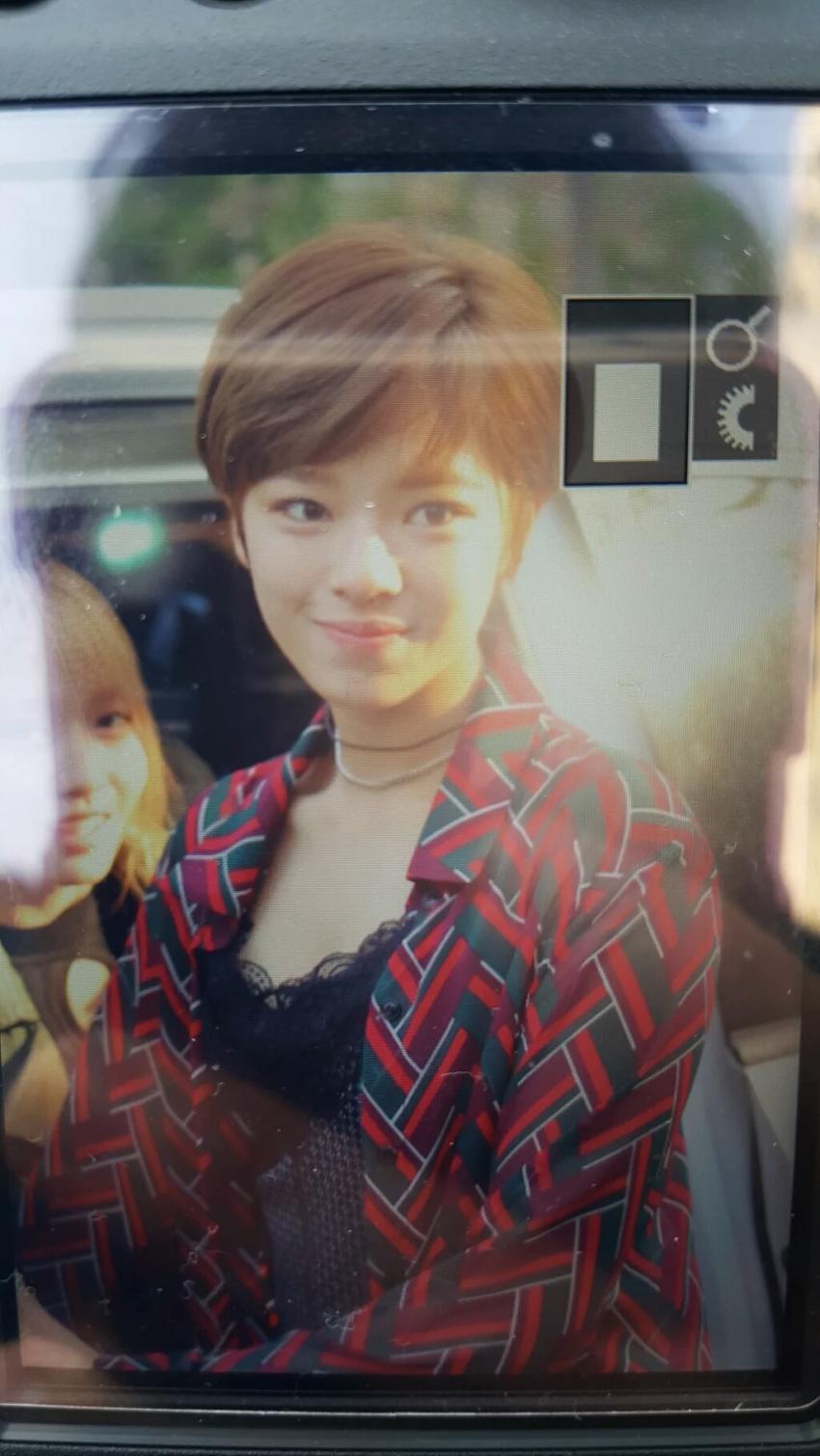 오늘 뮤비의상 입은 트와이스 출근길 | 인스티즈