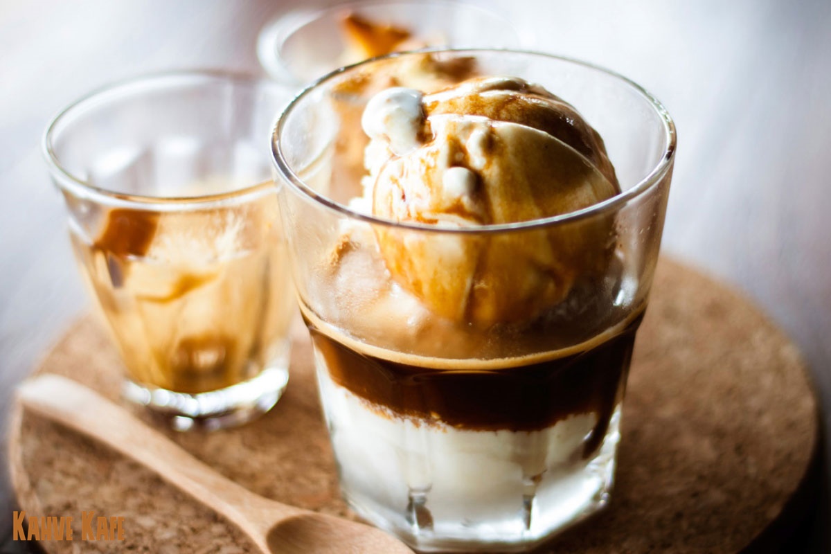 Kahve Çeşitleri Affogato KAHVEKAFE Kahve Dünyasından Bilgiler ve