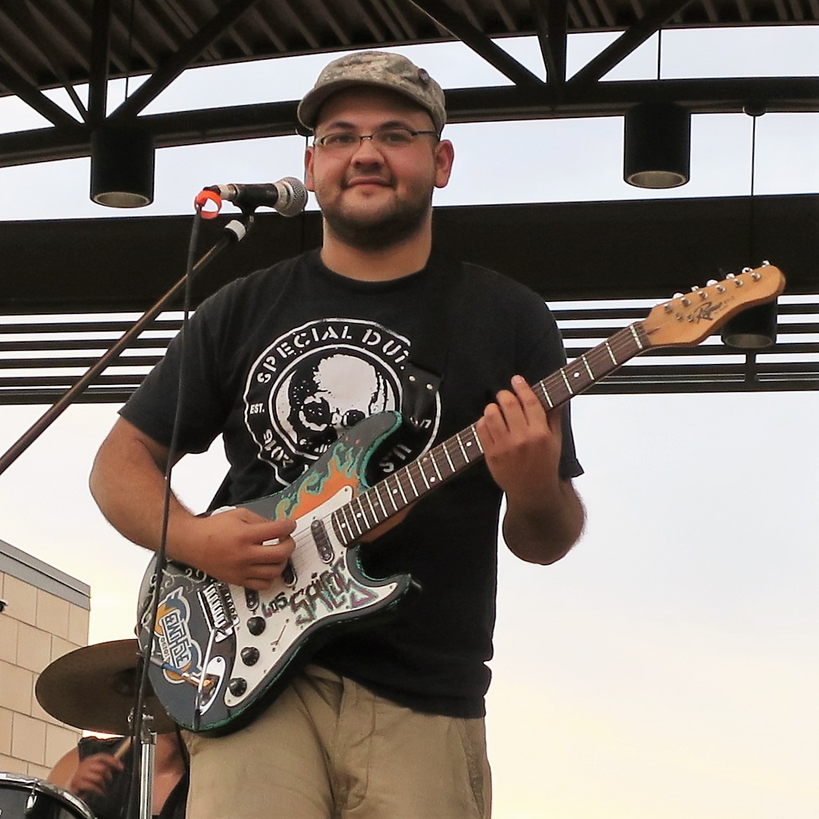 Living Rootless El Paso The Fountains Kiss Me Lots